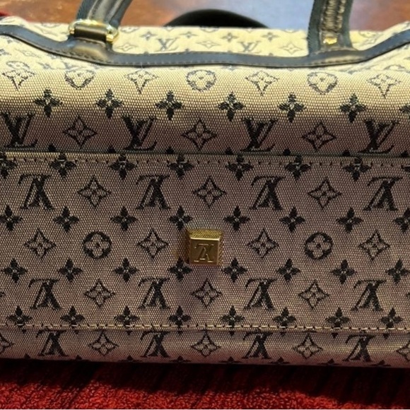 Vintage Louis Vuitton bag and wallet - Picture 12 of 12